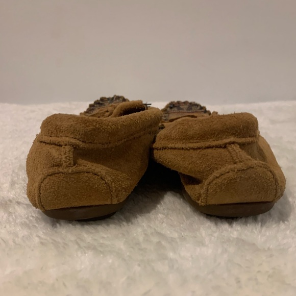 Minnetonka Aztec Moccasins - Picture 3 of 5